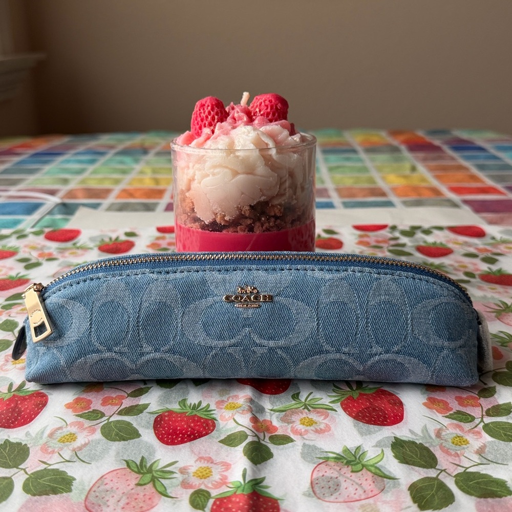 ✏️ COACH Pencil Case In Signature Denim ✏️ NWT ✏️